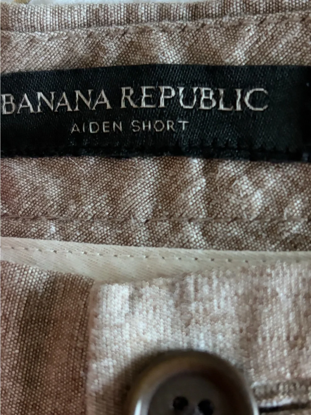 Banana Republic Men’s Khaki 9 Inch Linen Blend Chino Aiden Shorts Size 35x9